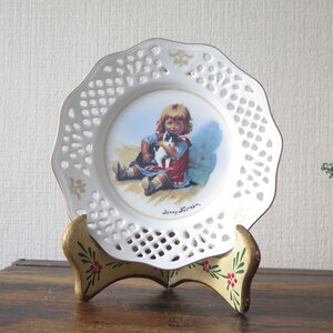 Plate designed by Jenny Nyström Decorative Plate 80s Girl with Cat, Swedish Vintage @312-26