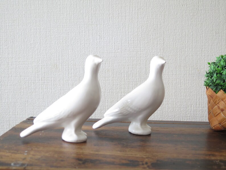 Art Deco Mid Century Modern Scandinavian Design @307-17 Pair of Ceramic Bird Figurines White Doves