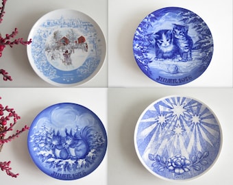 Porcelain Plate by Gustavsberg Sven Jonson, Royal Heidelberg, Elgsporslin  Collectible Swedish Porcelain Winter Cats Squirrel Stars @345-1