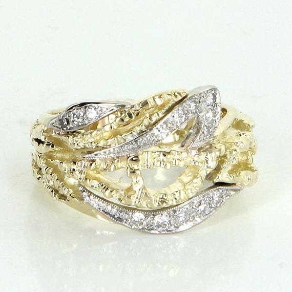 Size 8 14 kt Yellow Gold and Sterling Silver Sterling Silver w/14k Diamond Vintage Ring 