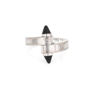 Cartier Menotte Onyx Ring 18k White Gold Band Sz 53 US 6 1/4 Bypass Motif