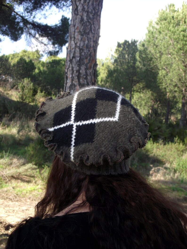 Recycled wool fabric beanie hat Upcycled hat Wool hat Wool beret OOAK Chunky hat Brown hat