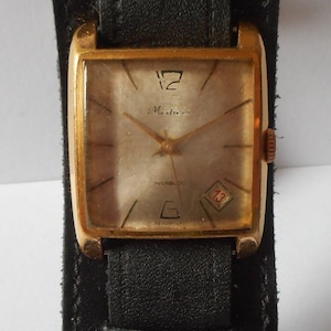Swiss Square case vintage mechanical mens watch