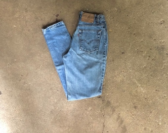 Sz 26 / 2 Levis Alta Cintura Vintage 80s 90s Hecho en EE.UU. 100% algodón Slim ajuste pierna recta