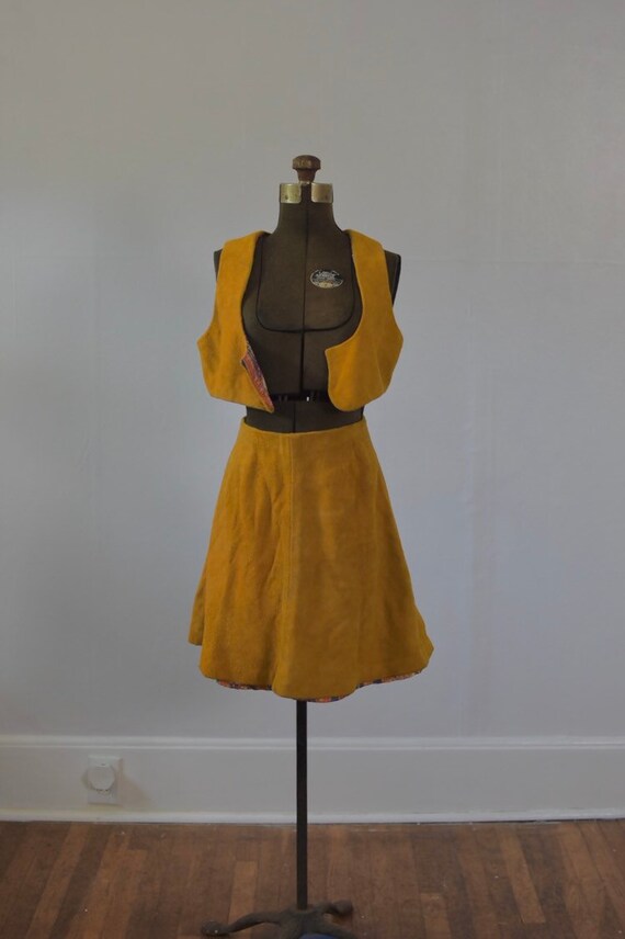 Sz S M 60’s Leather Gaucha Cowgirl Fit and Flare S