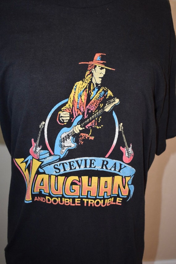 T-Shirt Homme Stevie Ray Vaughan & Double Trouble - Coton Noir - Taille GK5 - Neuf Étiqueté