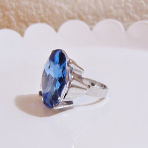 Large Round Light Blue Faceted Acrylic Jeweled ring in size 6