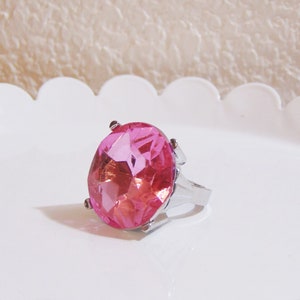 Large Round Pink Faceted Acrylic Jeweled ring in size 6