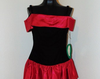 Vtg 1980s Red Satin & Velvet Dress in sz 11/12 by Pantagis