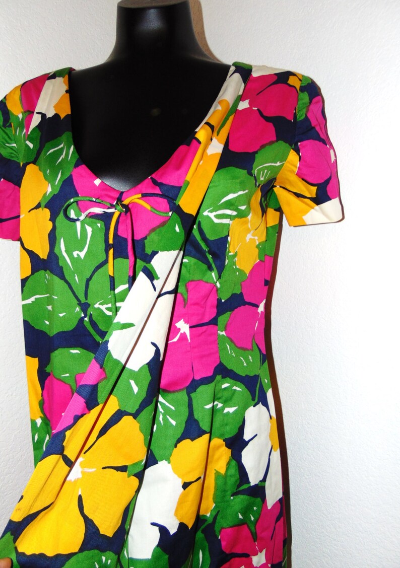 Vintage 1970s Colorful long Floral Patterned Dress image 3