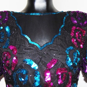 Vintage 1980s Beautiful Floral Sequin Design Blouse by Leslie Fay in sz Small image 3