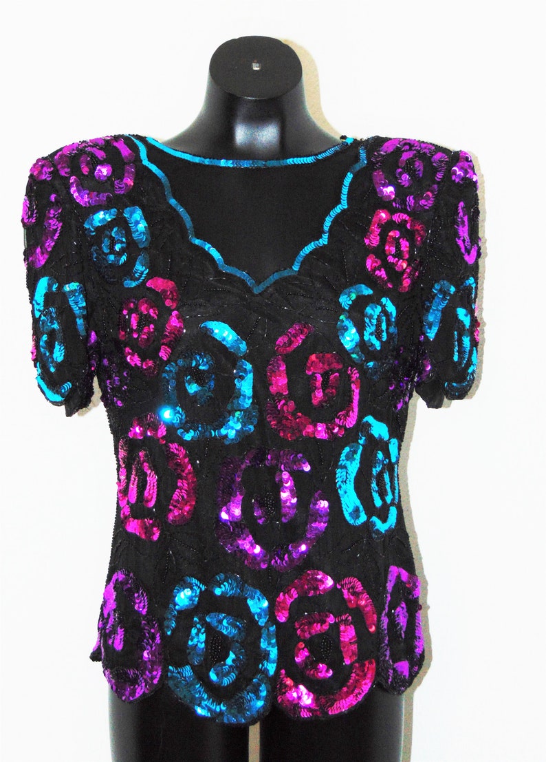 Vintage 1980s Beautiful Floral Sequin Design Blouse by Leslie Fay in sz Small image 2