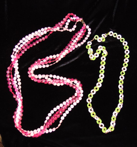 Vintage 1970s Colorful Set of Plastic Beaded Neck… - image 2