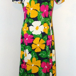 Vintage 1970s Colorful long Floral Patterned Dress image 4
