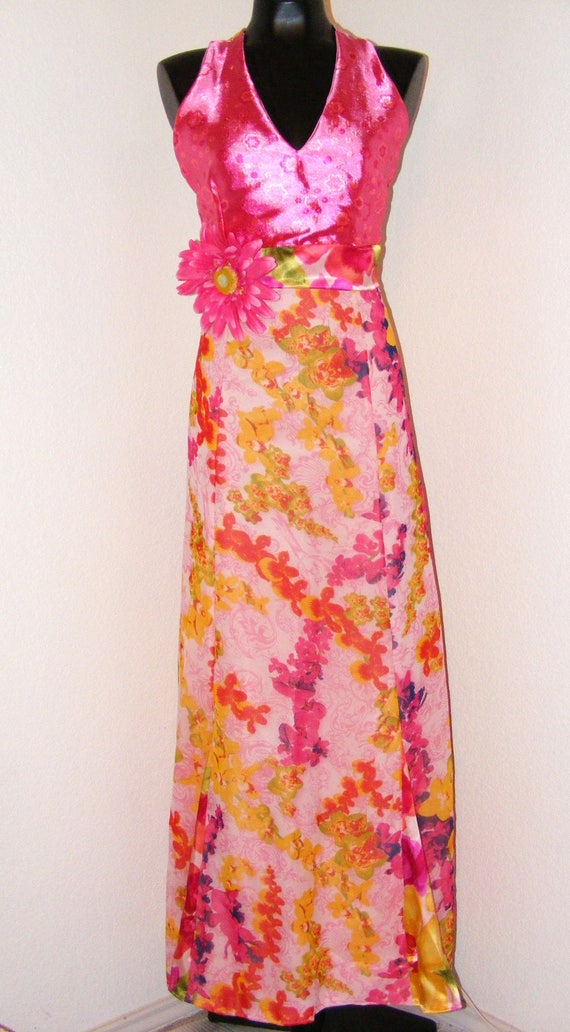 Vintage 1970s Hot Pink Halter top Floral dress...