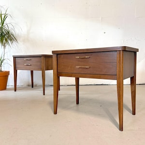 Broyhill Table - Etsy