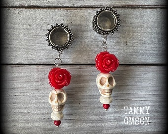 Orecchini a tunnel con teschio Voodoo Queen 1/2” Orecchini a tunnel Giorno dei Morti Orecchini a tunnel con rosa rossa 12 mm 2g 0g 00g 1/2” 9/16” 5/8” 3/4” 7/8” 1”