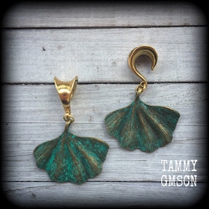 Ginkgo leaf ear weights 5/8&quot; ear weights 19mm ear hangers Lotus leaf earrings Body jewelry Ear gauges 6g 2g 0g 00g 1/2&quot; 9/16&quot; 3/4&quot; 7/8&quot; 1&quot;