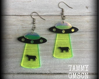 UFO earrings Alien earrings Cow abduction earrings Space ship XFiles Alien abduction Science fiction earrings Extraterrestrial earrings