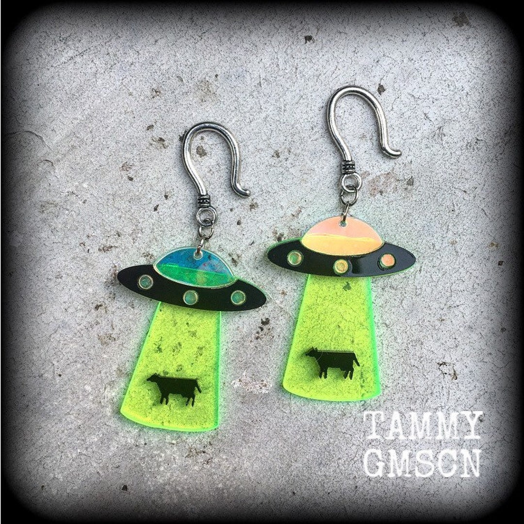 UFO Earrings Flying Saucer Earrings Alien Abduction 8 Gauge Etsy
