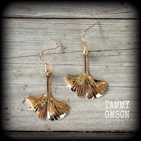 Rose gold tone gingko earrings Ginkgo leaf earrings Lotus leaf earrings Plant earrings Leaf earrings Pierced ears Plugs Tunnels Ear gauges