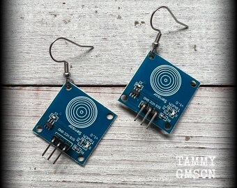 Orecchini con circuito stampato Orecchini scientifici Ragazza gamer Orecchini con computer Orecchini retrò Gioielli con circuito stampato Orecchini cyberpunk Fantascienza