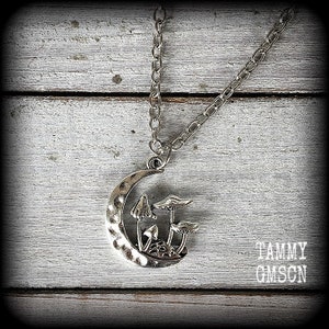 Paddenstoelketting Halve maan ketting Alice in Wonderland ketting Kleine paddenstoelketting zilveren ketting Paddenstoeloorbellen Oorhangers