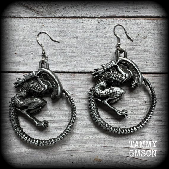 Alien Queen Earrings Aliens Earrings Alien Ear Weights Xenomorph