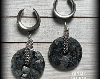 thumbnail image 2 of Aazon.co: ERKUOO 1 Pair Skull Ear Weights Hangers For Stretched Ears 2 of 11