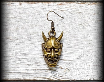 Orecchino con maschera Hannya Orecchino singolo Adatto a plug Adatto a tunnel Orecchini Tatuaggio Maschera Oni Demone Giapponese Gauges Tunnel Plug Orecchie forate