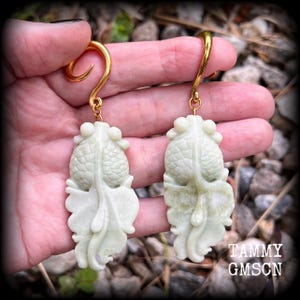 Chinese jade koi ear weights 6 gauge gemstone ear weights 4mm ear hangers Lobe hangers 6g 2g 0g 00g 1/2” 9/16” 5/8” 3/4” 7/8” 1” 1.10” 1.18”
