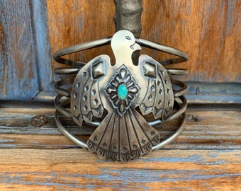 Turquoise Thunderbird cuff Statement bracelet, sterling silver (see description) free shipping from Arizona, Navajo handmade