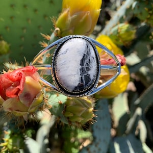 White Buffalo Cuff bracelet, Navajo handmade, sterling silver free shipping from Arizona (see description for details)