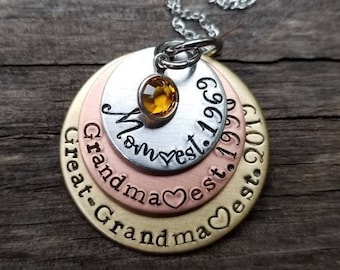 Personalized Grandma Necklace - Custom Gift for Grandma - Gift for Grandmother - Pregnancy Announcement Gift for Great Nana