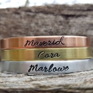 Personalized Cuff Kids Names - Mother&#39;s Day Gift - Gift for Grandma