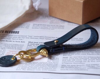 Llavero de cuero Gift Idea, llavero azul oscuro azulado, llavero personalizado, llavero mínimo, para él y ella, llavero de cuero