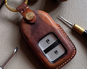 Unique Car Key case for Honda, Handmade Key Cover for Honda remote key, Leather Car key case, Leather keychain for Honda