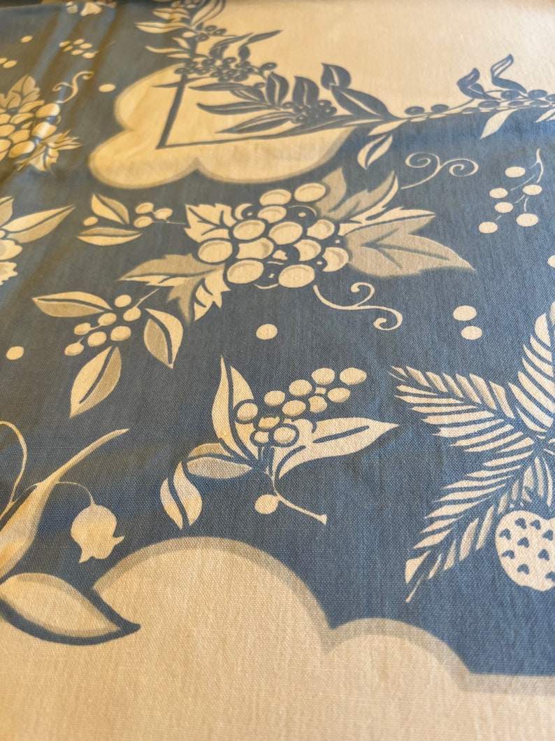 Vintage Blue and White Floral Tablecloth Thick Cotton Material image 3