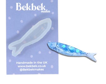 Molde de silicone artesanal em formato de sardinha para trabalhos em resina UV - Reutilizável e durável