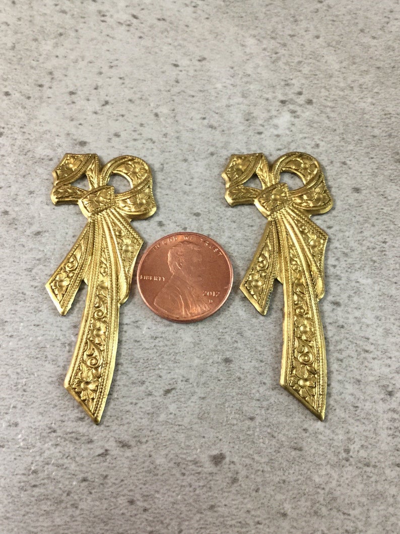 Ful 5698 Raw Brass Filigree Dainty Bows Stamping Set of 4
