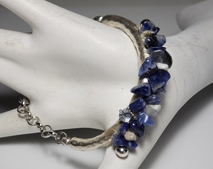 Sodalite Blue Bracelet Polished Natiural Chips on Silver Plate Component & Chain with Faceted 4mm Blue Topaz