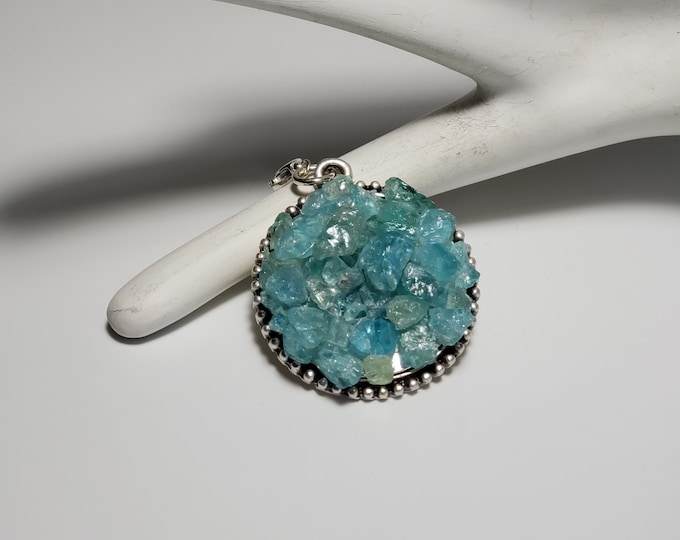 Apatite Blue Natural Gemstone Crystal Pendant on Silver Plate Free SP Adjustable 22 inch Chain