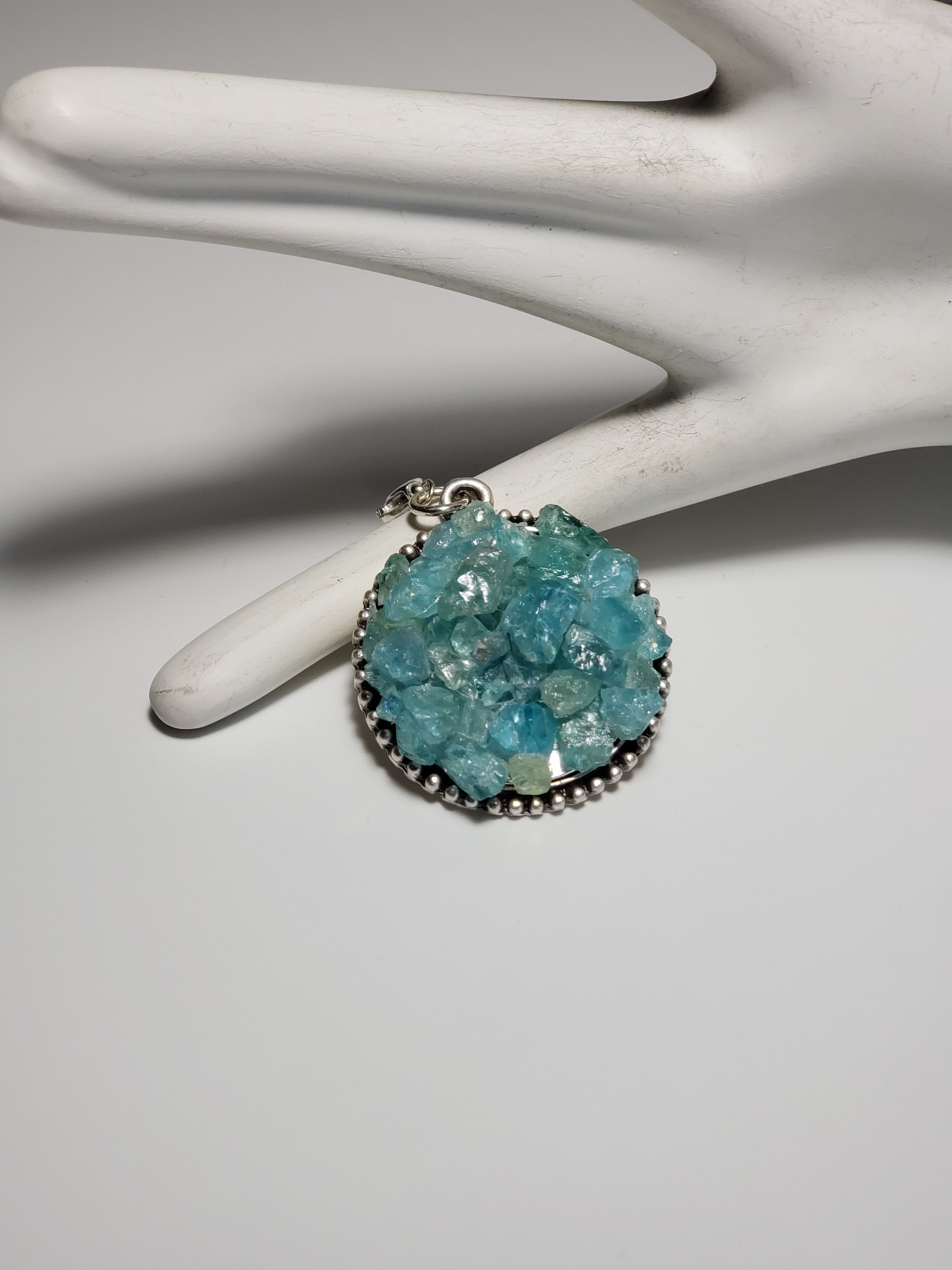 Gemstone Crystal Apatite Blue Pendant on Silver Plate Free SP Adjustable 22 inch Chain Gemstone Crystal Apatite Blue Pendant on Silver Plate Free SP Adjustable 22 inch Chain