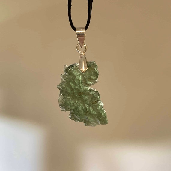 Moldavite (rough) pendant necklace Besednice (3.5… - image 1