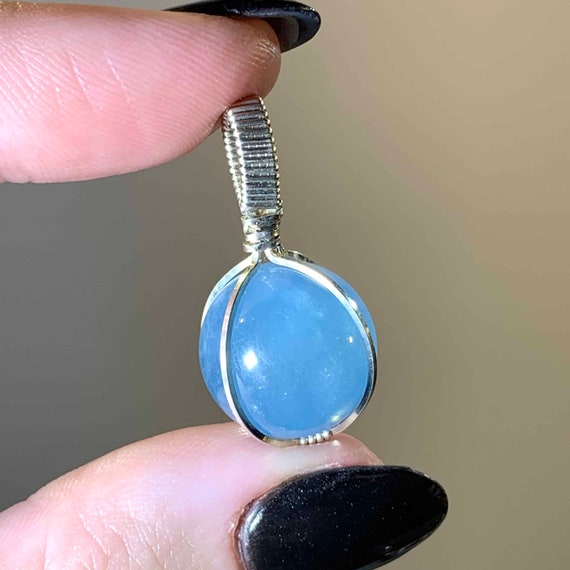 Aquamarine (blue) wire wrapped sphere pendant heal