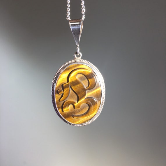 Tiger Eye 'Om' pendant for necklace healing cryst… - image 2