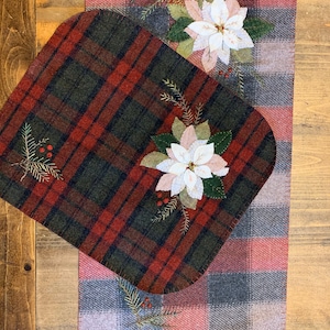 A Seasonal Touch- pattern wool applique
