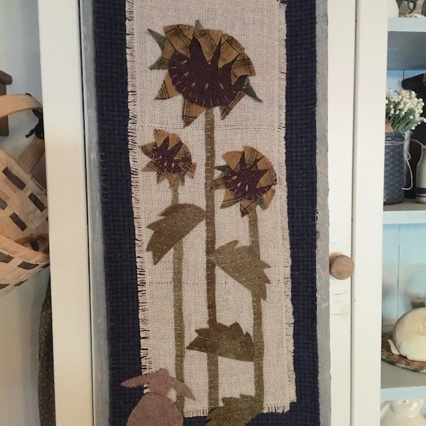 Sunflowers" wool applique primitive pattern