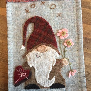 HARTLY gnome PDF pattern- wool appliqué