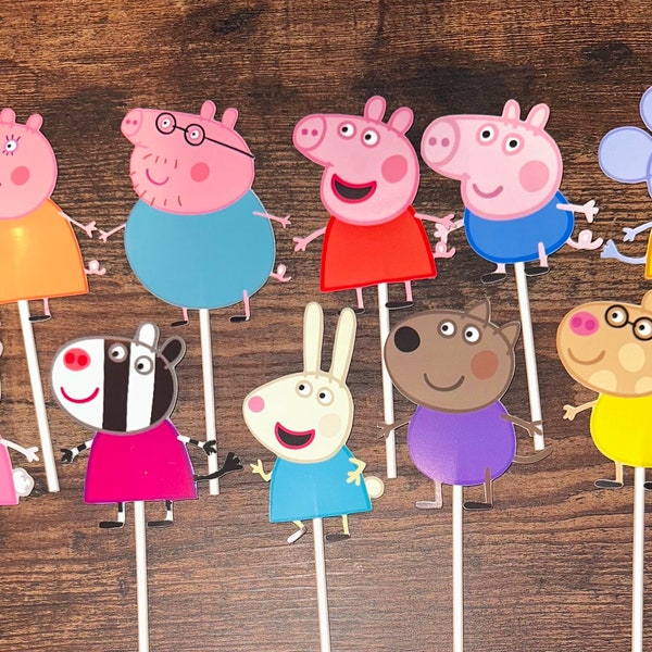 Pig cupcake toppers